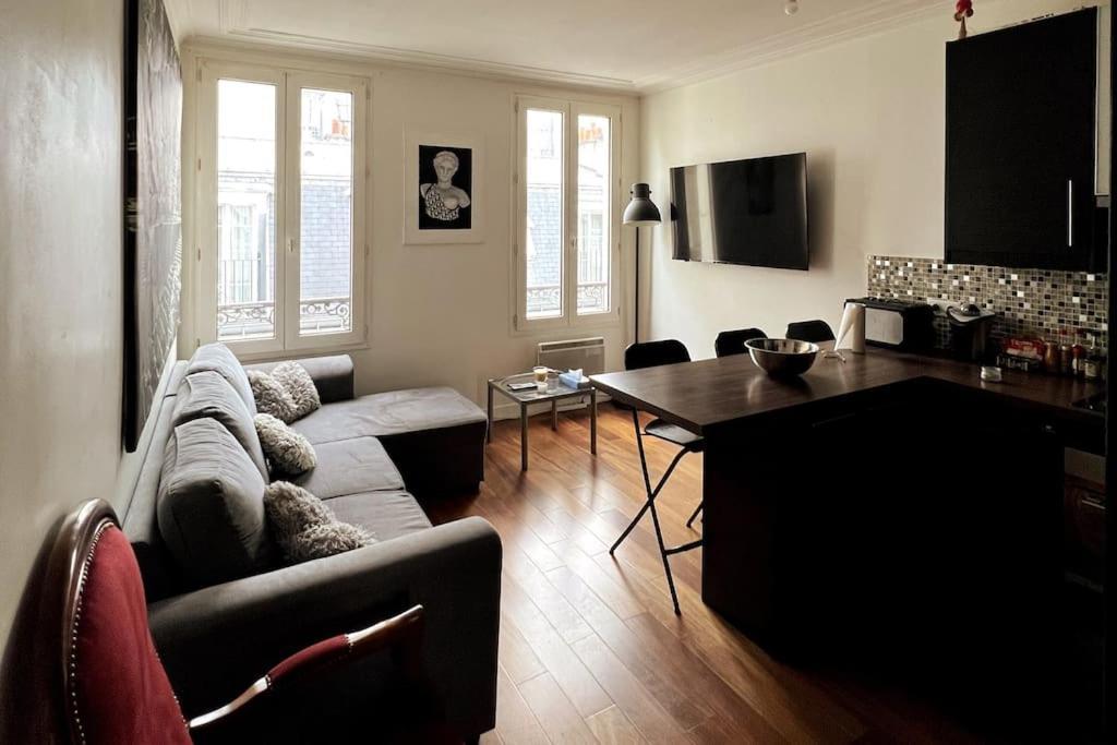 Flat In The 12th Arrondissement Appartement